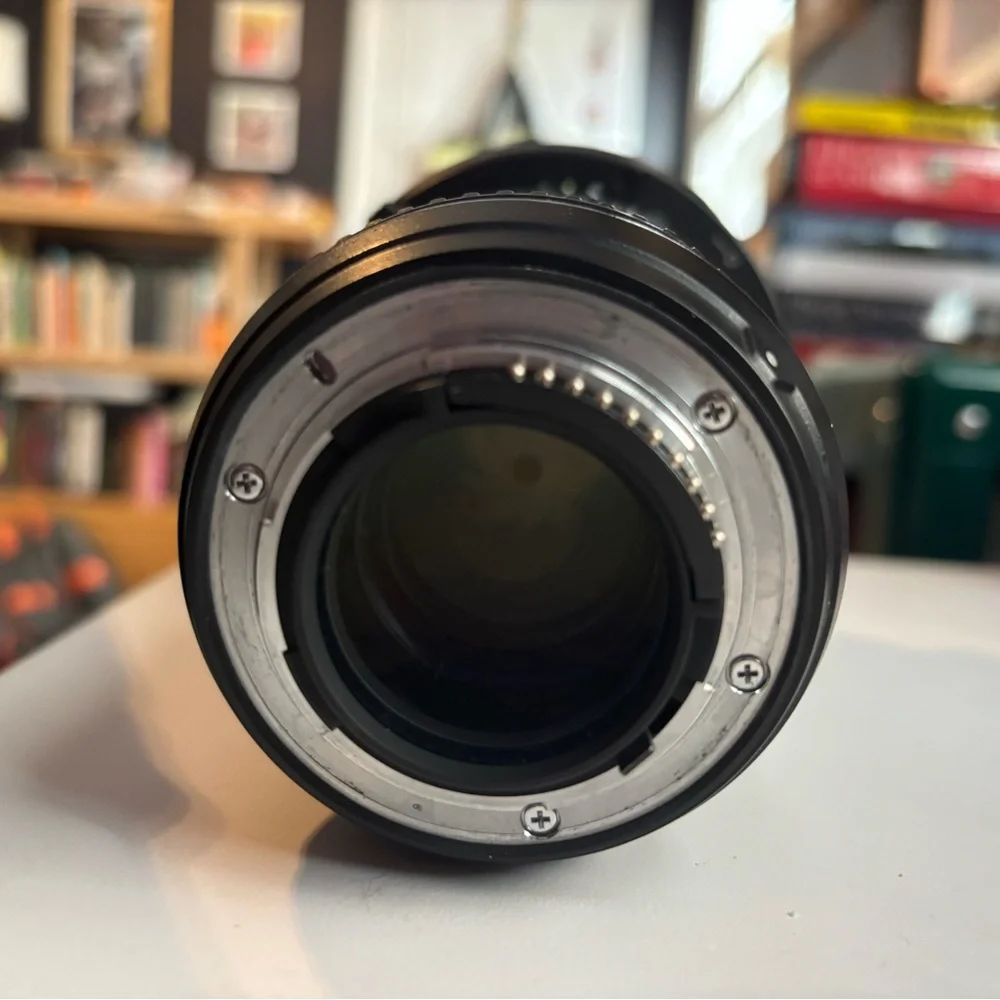 Nikon Nikkor 24-70mm f/2.8 AS G SWM AF-S IF N ED M/A Lens